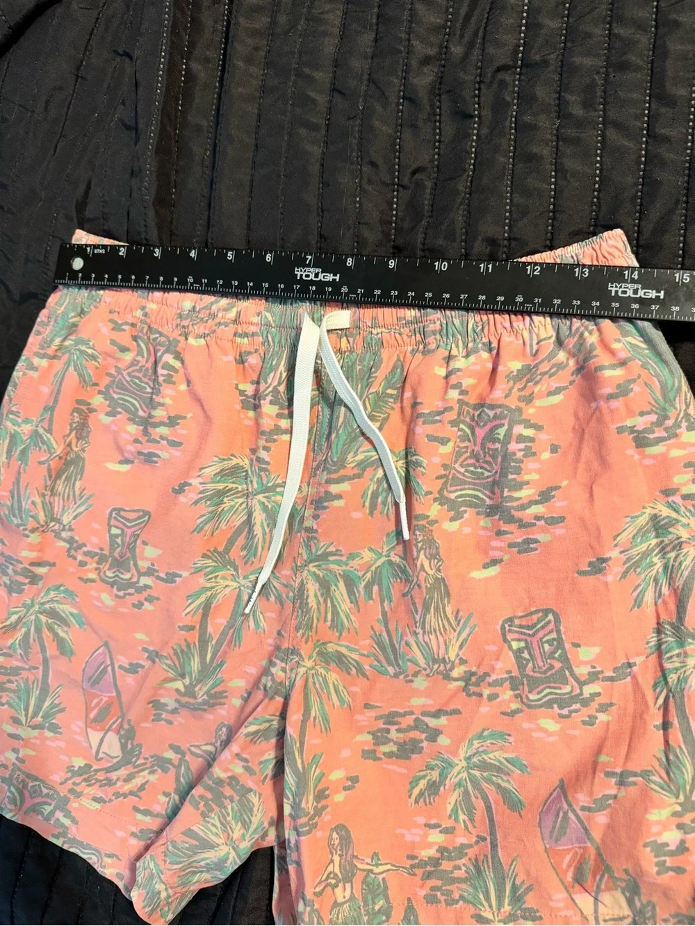 Chubbies Men's Coral Tropical Print Hula Girls Swim Trunks